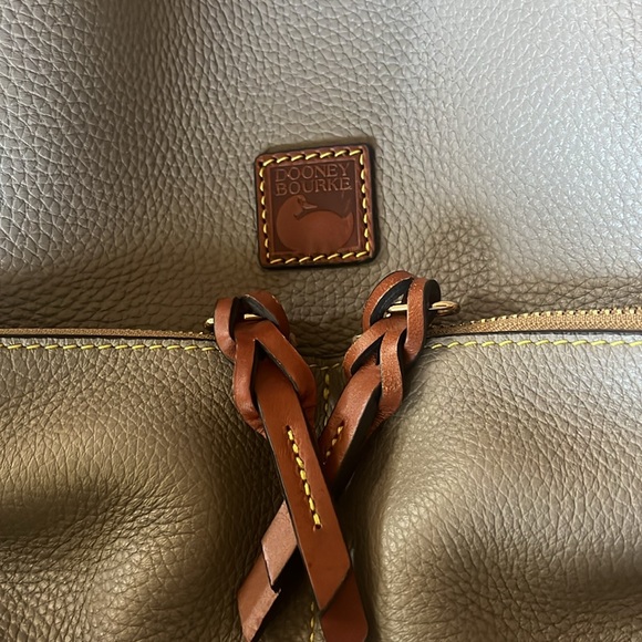 Dooney & Bourke Dawson Satchel - Picture 4 of 8
